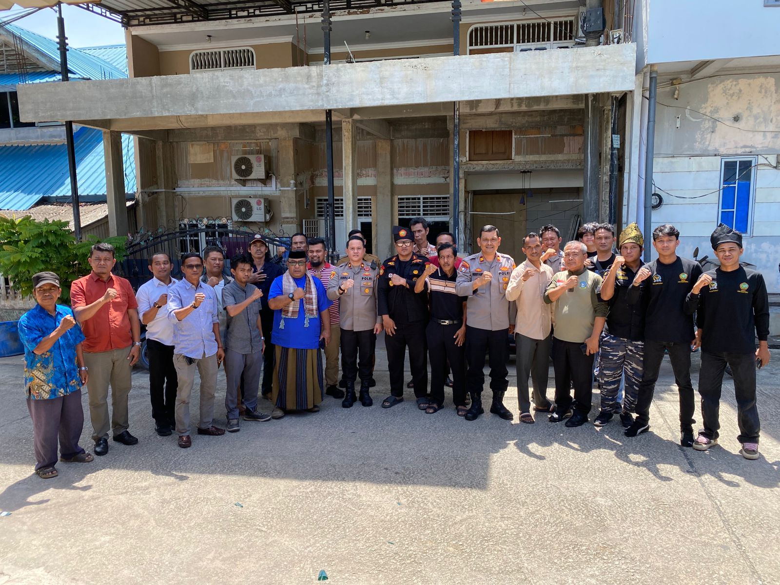 Kapolsek Batu Ampar Gelar Silaturahmi Bersama Tokoh Masyarakat dan LSM