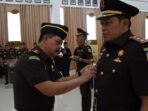 Kajati Kepri, J. Devy Sudarso melantik pejabat baru di lingkungan Kejati Kepri. Foto: Istimewa