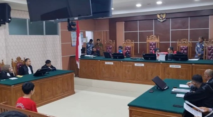 Persidangan kasus narkotika di PN Batam dengan terdakwa Fandi Ramadhan. Foto: Dok Penkum Kejati Kepri