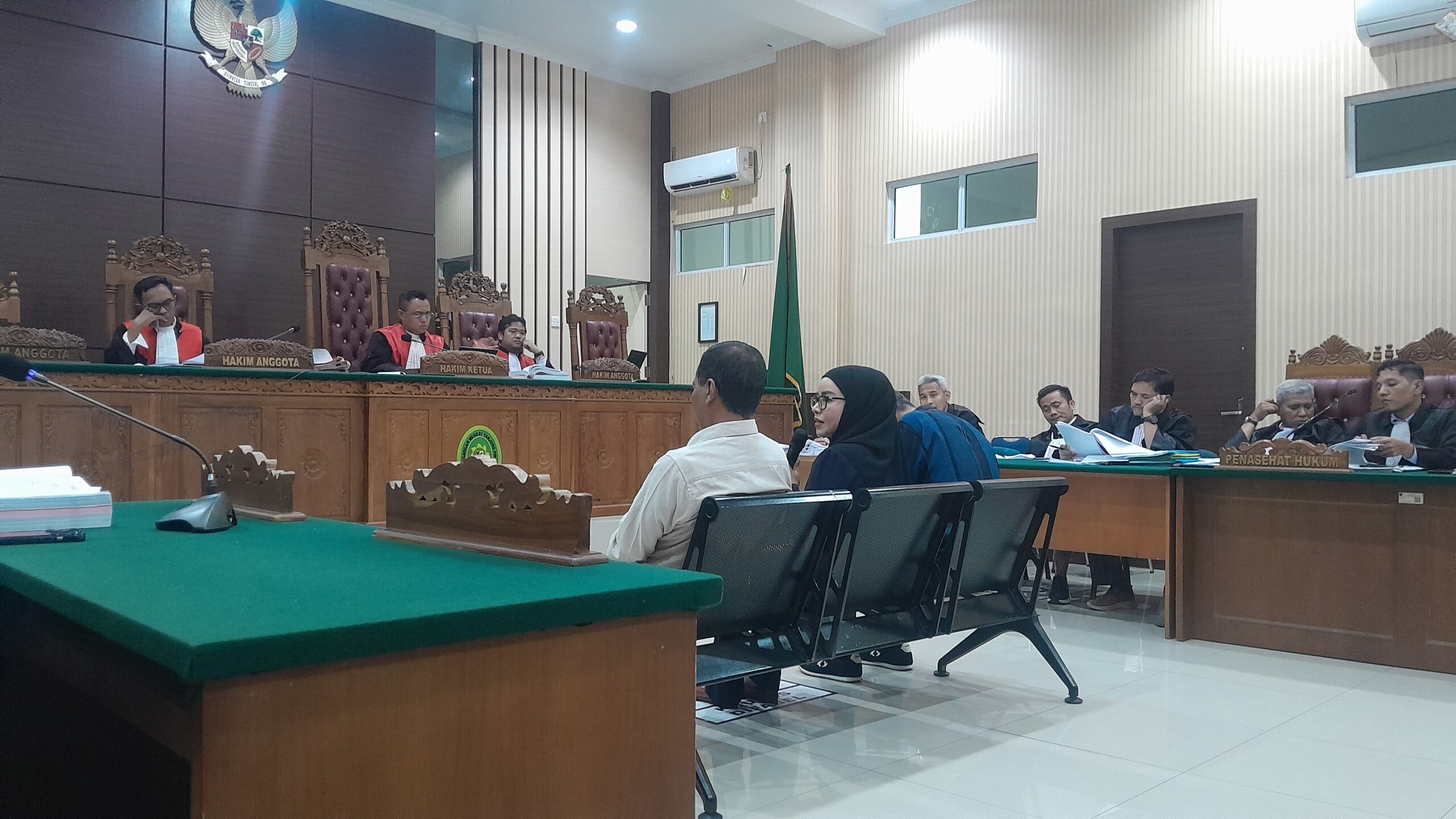 Sidang kasus dugaan korupsi Penerimaan Negara Bukan Pajak (PNBP) jasa kepelabuhan BP Batam dengan agenda pemeriksaan terdakwa beberapa waktu lalu. Foto: Rindu Sianipar