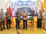 Penandatanganan perjanjian kerjasama pemberian pinjaman daerah antara Pemprov Kepri dengan Bank BJB. Foto: Istimewa