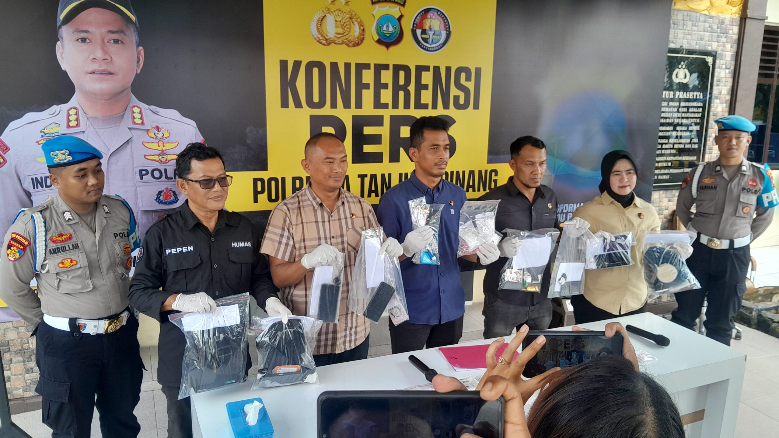 Konfrensi pers pengungkapan sembilan kasus narkotika oleh Satresnarkoba Polresta Tanjungpinang. Foto: Rindu Sianipar