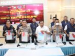 IMG-20260523-WA0038 Konfrensi pers pengungkapan kasus dugaan penipuan jual beli titik lokasi SPPG MBG di Batam. Foto: Ist