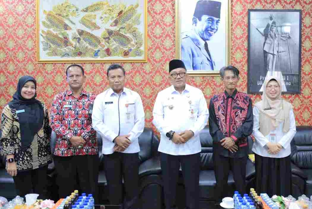 Walikota Tanjungpinang, Lis Darmansyah saat menerima kunjungan Kepala BKKBN Kepri. Foto: Ist
