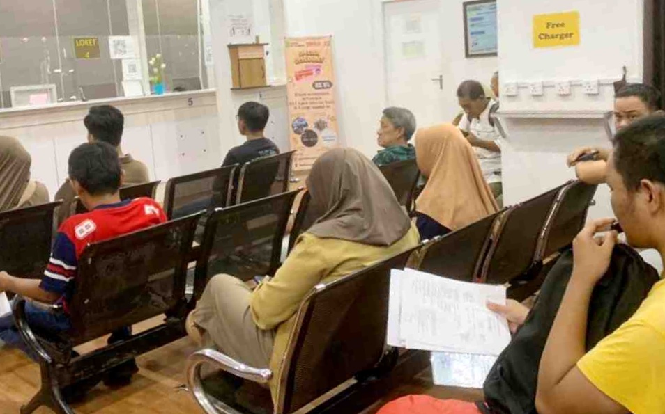 Suasana di Kantor Disdukcapil Tanjungpinang Jumat (12/06/2026). Foto: Ist