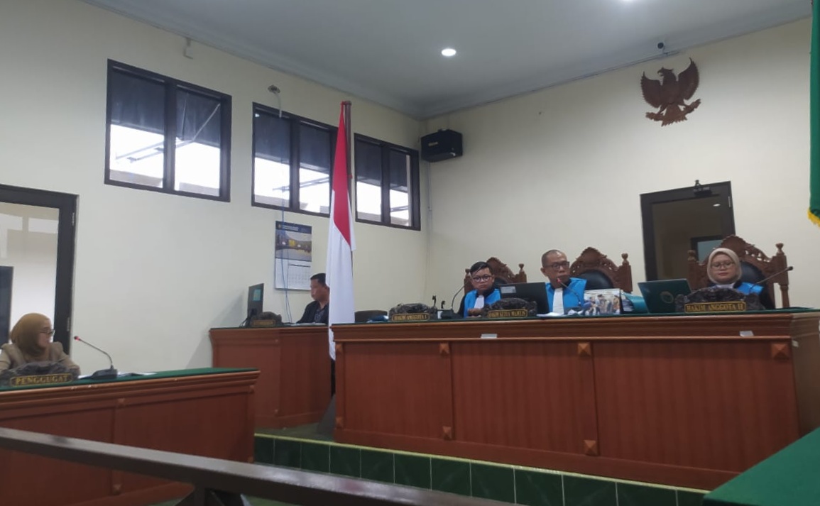 Suasana persidangan di PTUN Tanjungpinang. Foto: Ist