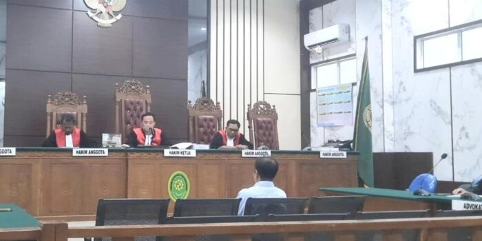Sidang kasus dugaan korupsi penggelapan Pajak Barang dan Jasa Tertentu (PBJT) di Pengadilan Tipikor Tanjungpinang. Foto: Ist