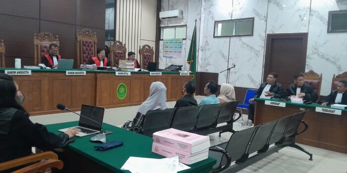 Sidang kasus dugaan korupsi pengelolaan dana hibah KPU Karimun tahun 2024. Foto: Rindu Sianipar