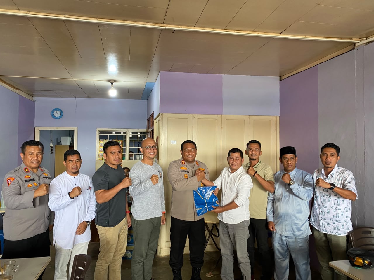 Pembahasan terhadap rencana pelaksanaan turnamen mobile legends oleh Polres Kepulauan Anambas. Foto: Ist