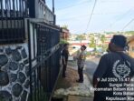 1001122302 Polisi saat melakukan pengecekan di lokasi terkait laporan dugaan penyalahgunaan narkoba. Foto: Dok Polsek Batam Kota
