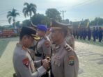 20260702_162345 Kegiatan upacara sertijab sejumlah pejabat utama di halaman apel Mapolresta Tanjungpinang. Foto: Rindu Sianipar