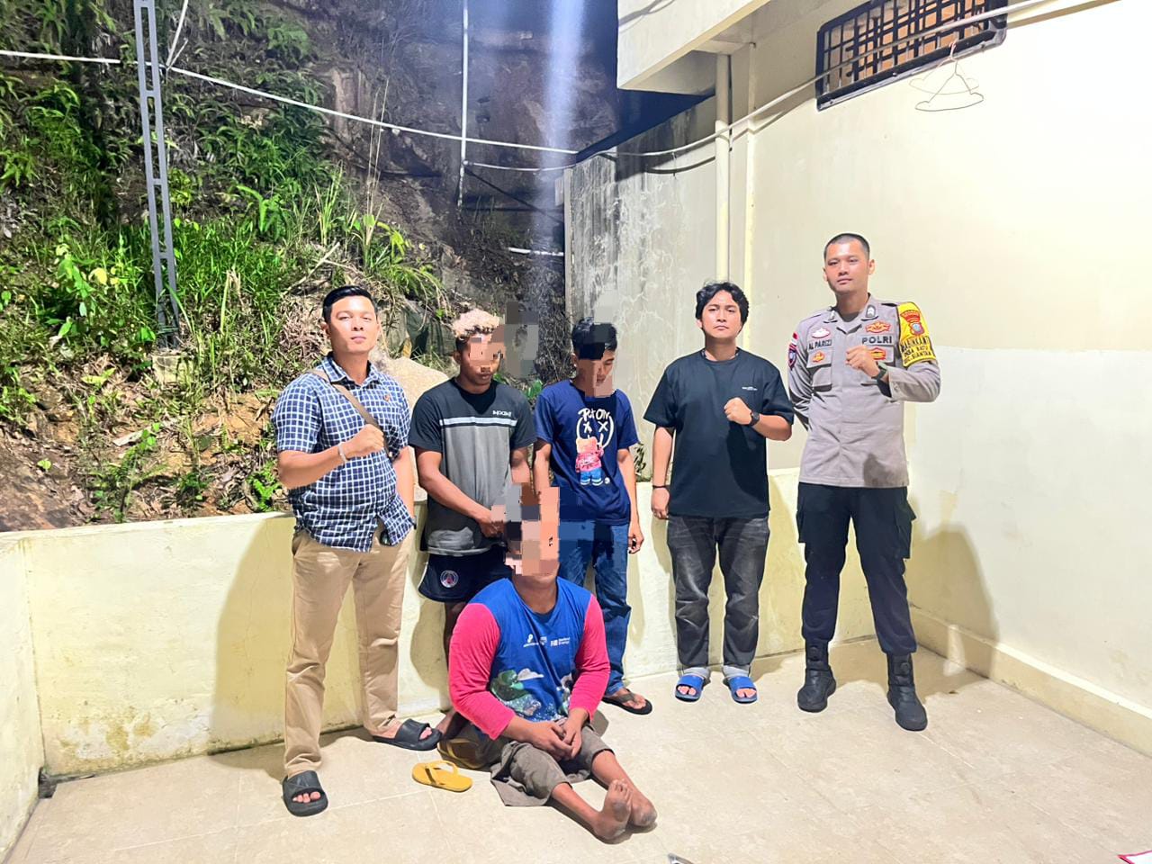 Polisi mengamankan terduga pelaku pencurian di Kabupaten Kepulauan Anambas. Foto: Ist
