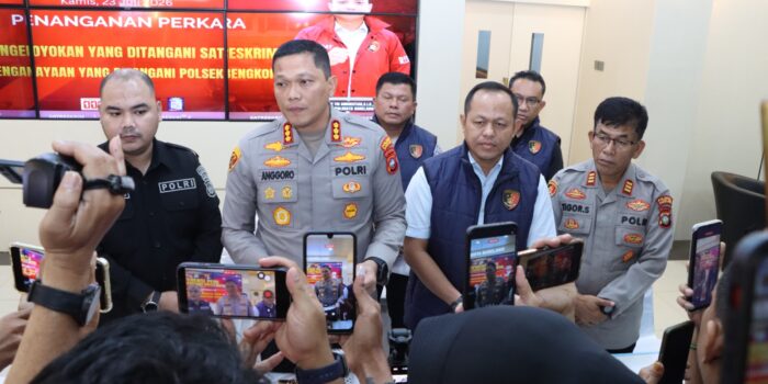 IMG-20260724-WA0012 Kapolresta Barelang, Kombes Pol Anggoro Wicaksono memberikan keterangan kepada wartawan. Foto: Ist