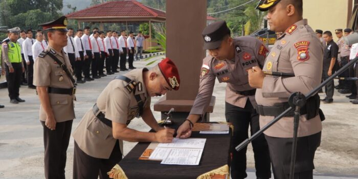 Kegiatan pelantikan dan sertijab Kasat Reskrim dan Kasikum Polres Kepulauan Anambas. Foto: Ist