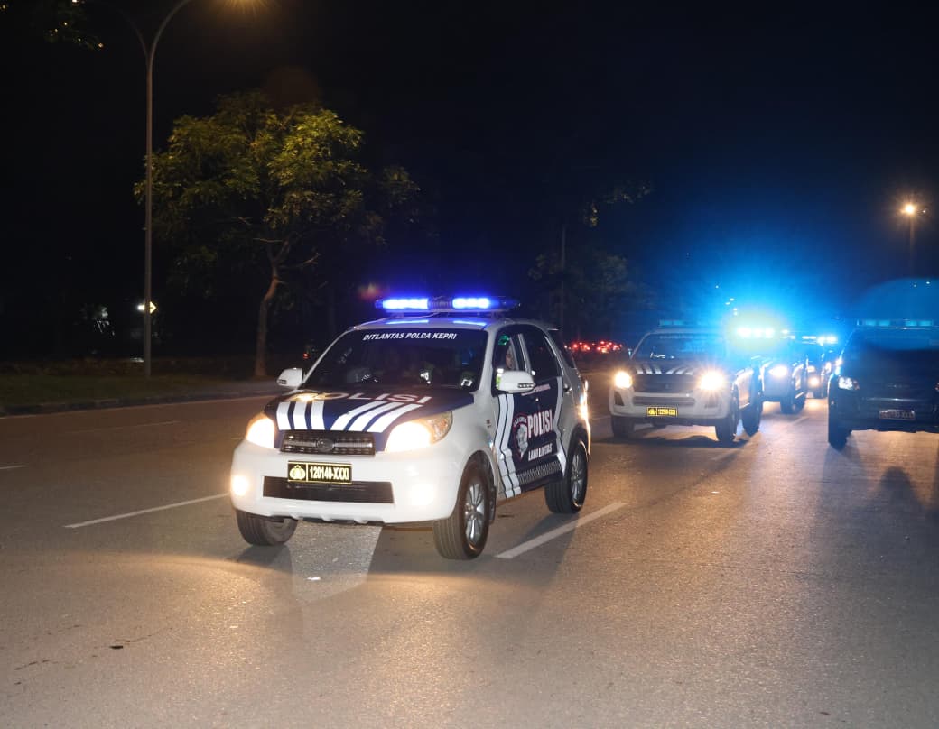 Polresta Barelang kembali melaksanakan Kegiatan Rutin yang Ditingkatkan (KRYD) dan razia balap liar gabungan, Sabtu malam (01/08/2026) hingga Minggu dini hari. Foto: Ist