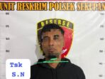IMG-20260807-WA0023 S (30), pelaku kasus dugaan pencurian dengan kekerasan terhadap driver ojol di Batam saat diamankan polisi. Foto: Dok Polsek Sekupang