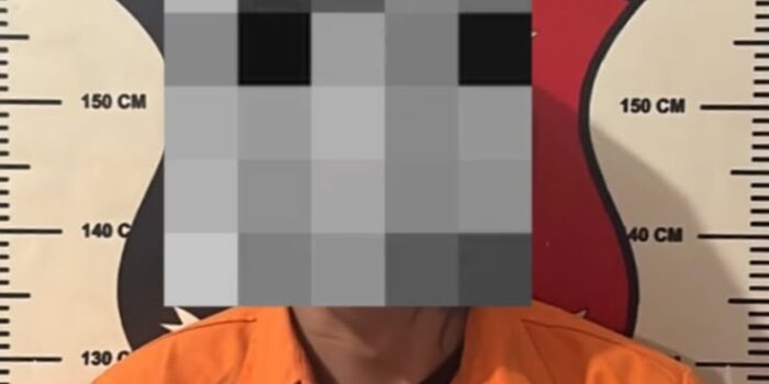 1001216000 I (29), tersangka kasus penganiayaan saat diamankan polisi. Foto: Dok Polsek Bengkong